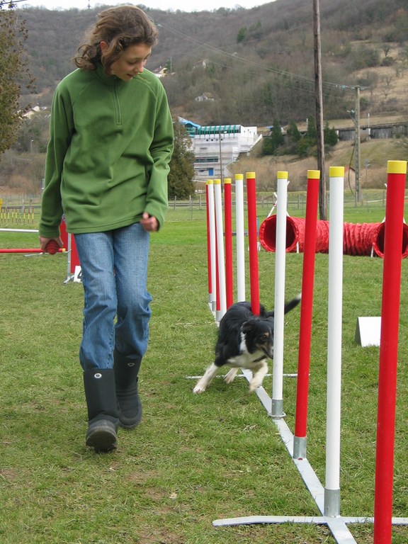 BRAVO À EMILIE QUI VIENT D'ÊTRE SACRÉE MEILLEUR ESPOIR DE FRANCE 2009